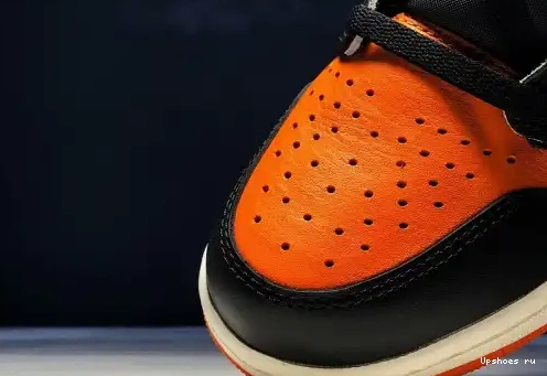  555088-005 Retro Backboard Jordan High 1 555088-005 Shattered 0507